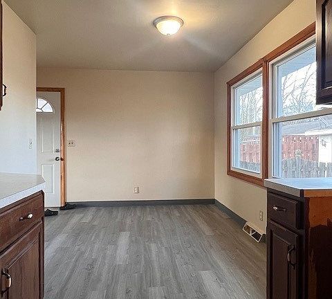 3rd image of 2938 NW Blvd Nw