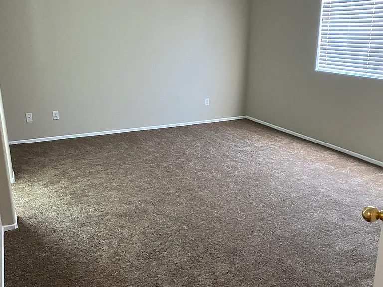 14470 Jeremiah St — Photo 8