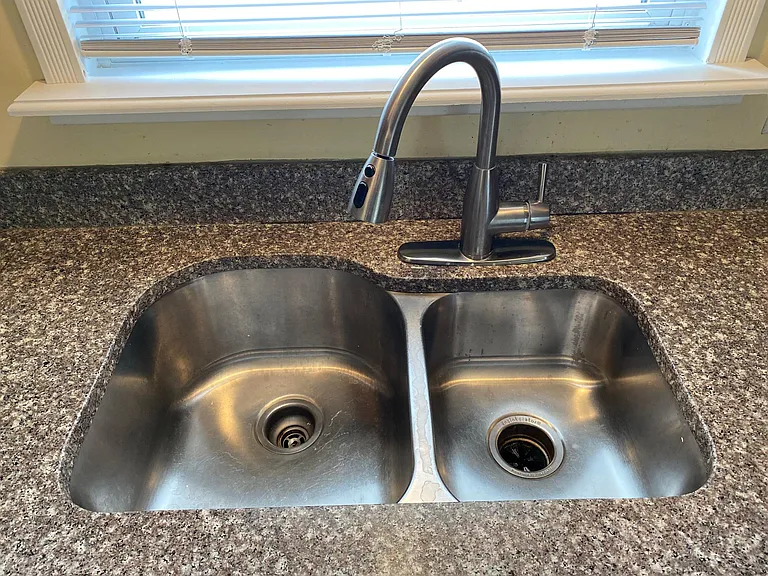 Clarington Dr — Photo 14
