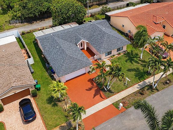 2nd image of 9131 N Lake Miramar Cir
