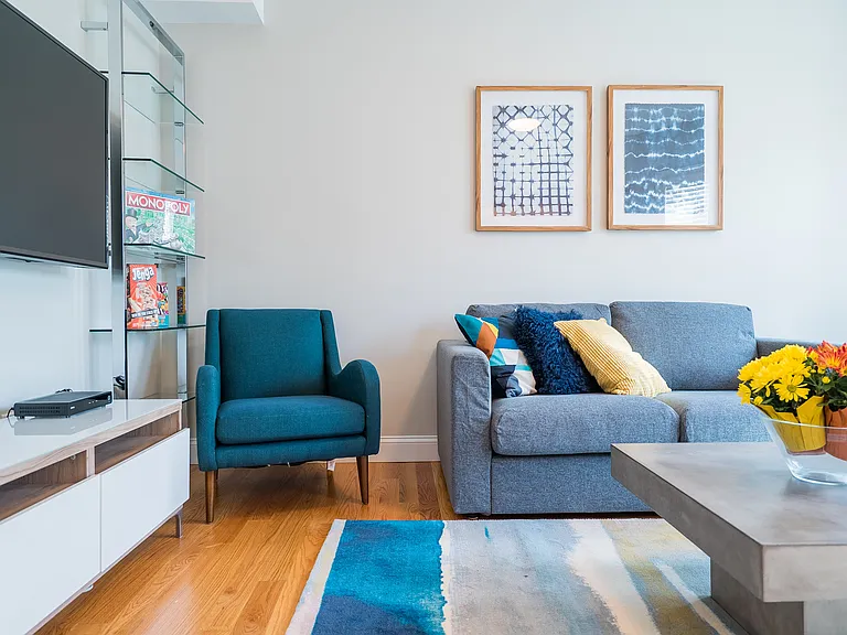 11-13 Plymouth St #3D — Photo 9
