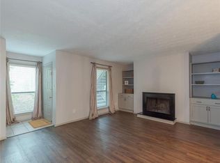 402 River Mill Cir, Roswell, GA 30075