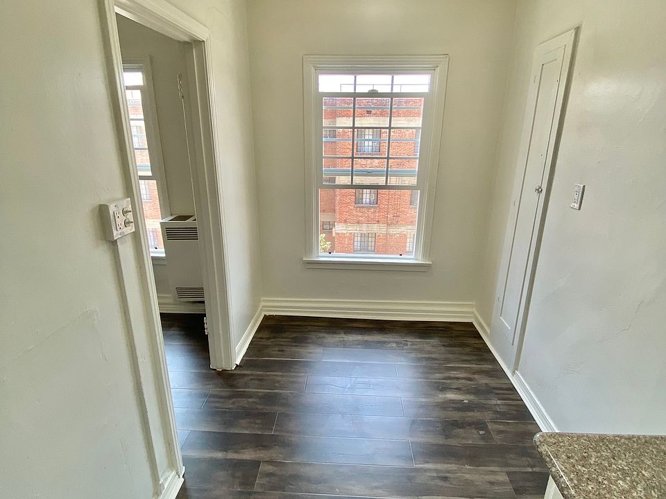 Kitchen Entrance
