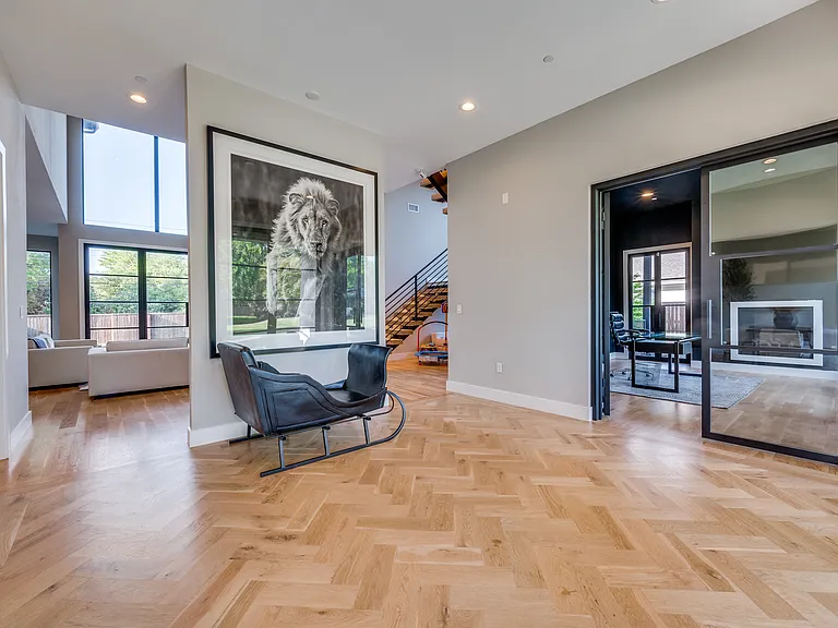 4215 Nashwood Ln — Photo 11
