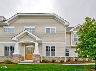 17 Bainbridge Blvd UNIT 17, Bethel, CT 06801