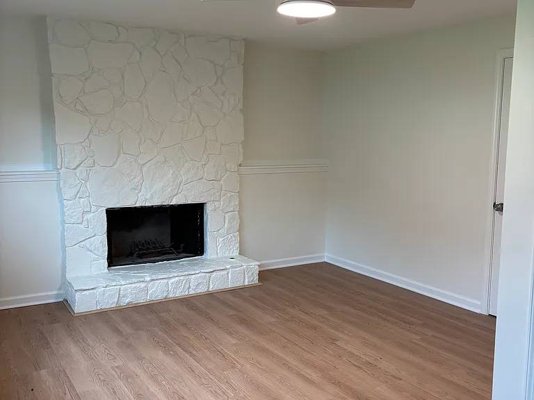 2215 Ranch Trl — Photo 9