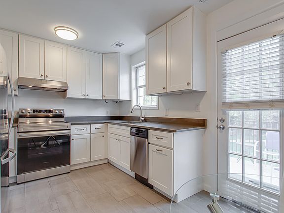 3rd image of 2707 S Walter Reed Dr Unit B