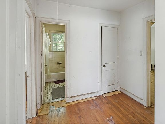 24th image of 379 Old Rock Rd