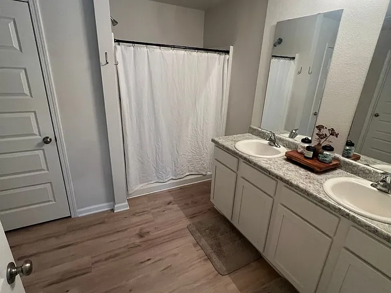 5253 Peach Dr — Photo 10