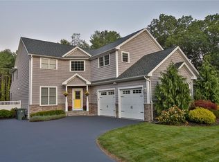 4 Yawkey Way, Coventry, RI 02816