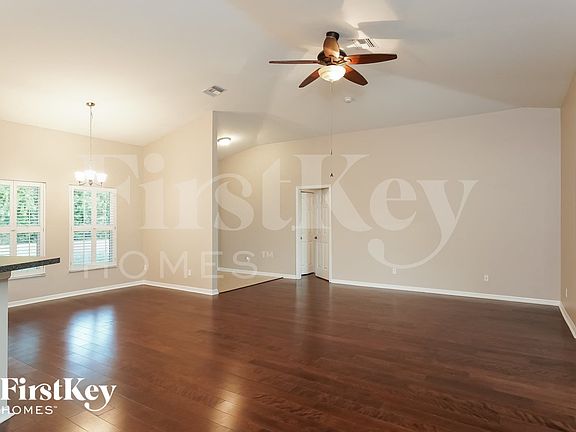 2nd image of 18521 Olive Rd