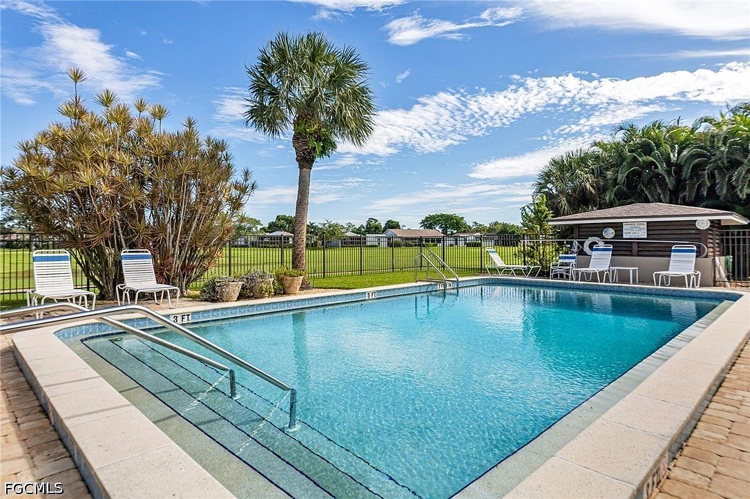 3655 Boca Ciega Dr APT 109