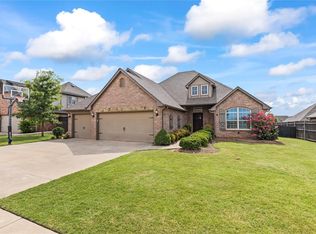 4817 Champlain Pl, Edmond, OK 73025