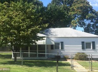 117 Queen Anne Rd, Glen Burnie, MD 21060