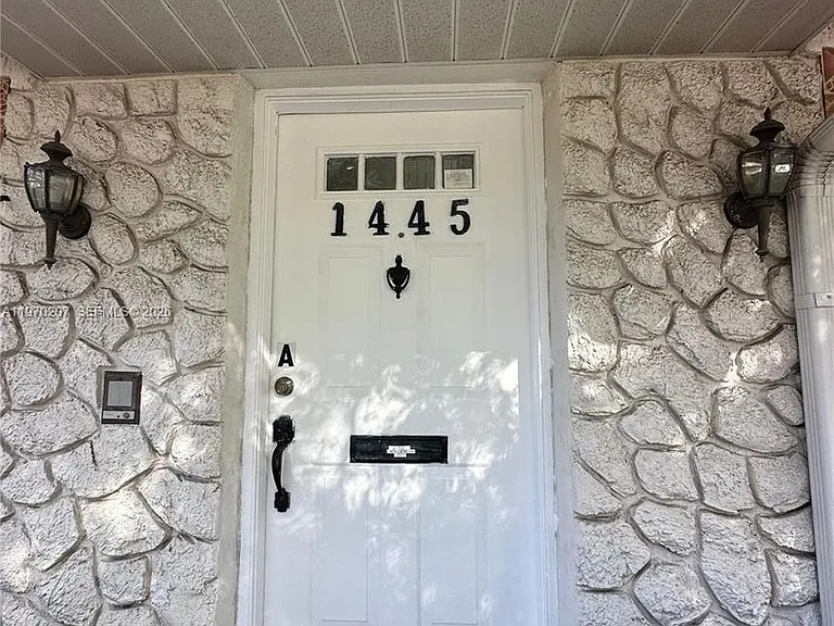 1445 Grant St #A — Photo 7