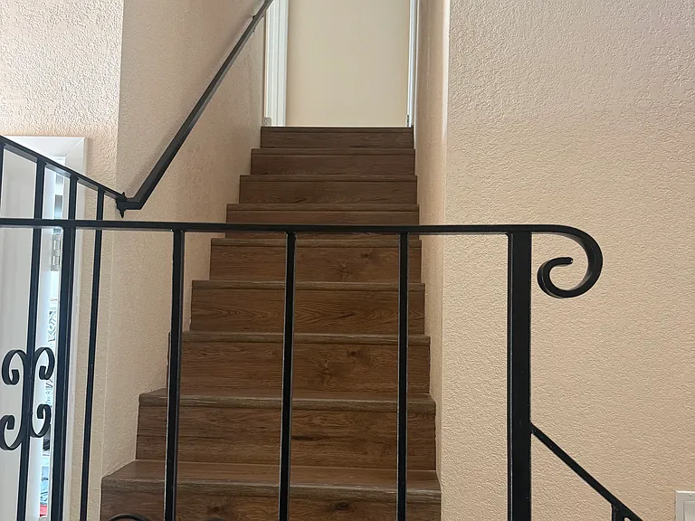 1315 Gillpepper Ln — Photo 6