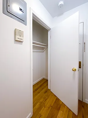 Rented by Compass | media 20