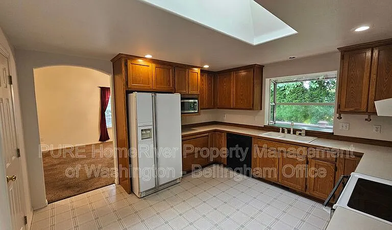 613 Cedar Tree Dr — Photo 4