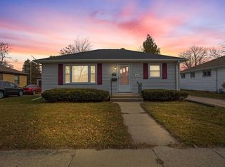 2301 Summit Ave, Racine, WI 53404