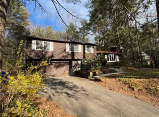 156 Aubinwood Rd, Amherst, MA 01002