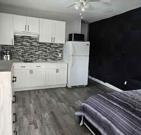 1823 E 109th Ave #1 — Photo 1