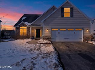 25425 Addington Ct, Perrysburg, OH 43551