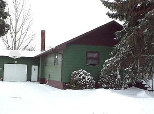 405 Adams Ave, Harvey, ND 58341