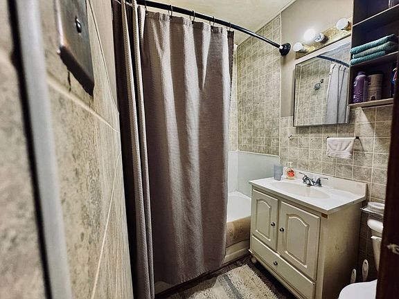 4th image of 190 Debusk Rd