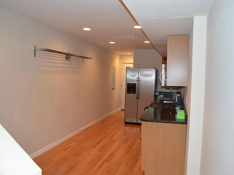 513 S Chester St — Photo 11