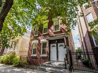 2108 N Leavitt St APT 1F, Chicago, IL 60647