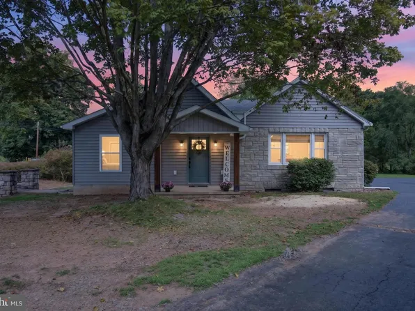 2245 Armstrong Valley Rd, Halifax, PA 17032