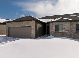 3723 Broadbear Rd, Lincoln, NE 68516