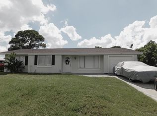 374 SW Cherryhill Rd, Port Saint Lucie, FL 34953
