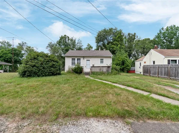731 14th St SE, Massillon, OH 44646