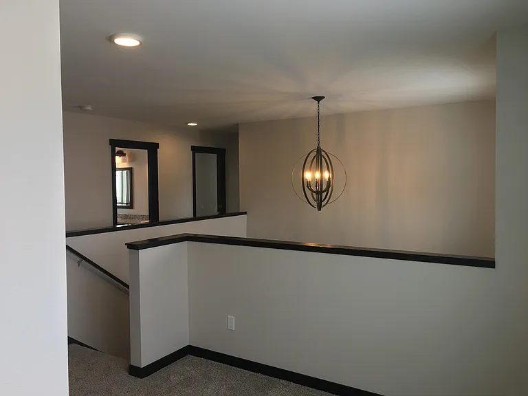 2303 N Landon Ln — Photo 19