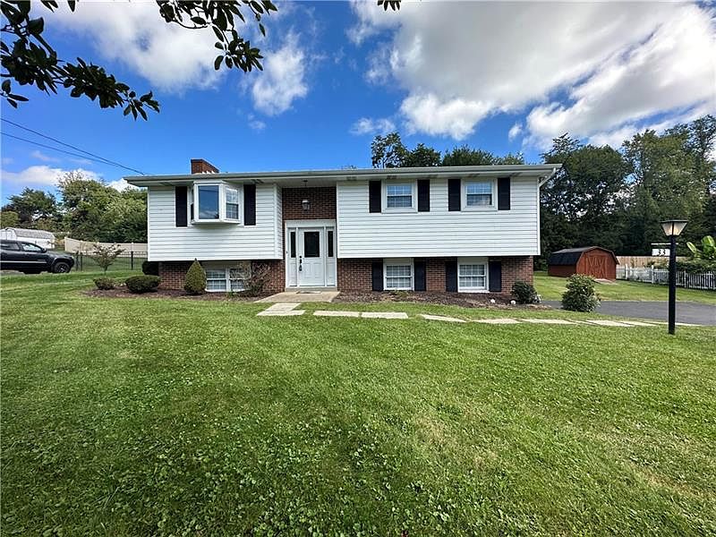 33 Deerfield Dr, Greensburg, PA 15601 Zillow