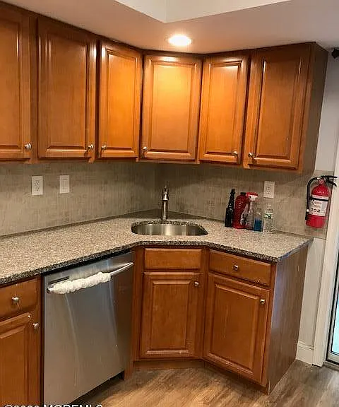 159 Devon Ct — Photo 3