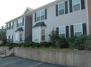 304 Stonehaven Cir, Cartersville, GA 30121