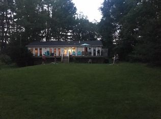 11 Dennett Rd, Kittery, ME 03904