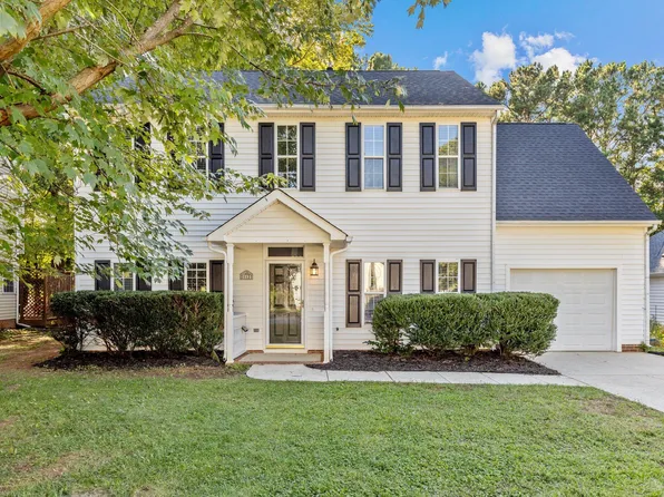 112 Creek Haven Dr, Holly Springs, NC 27540