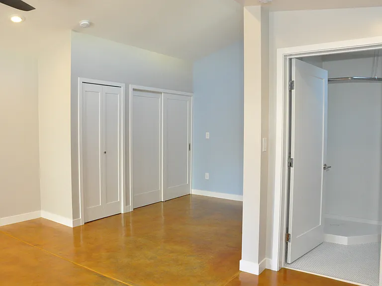 689 Capell St — Photo 7