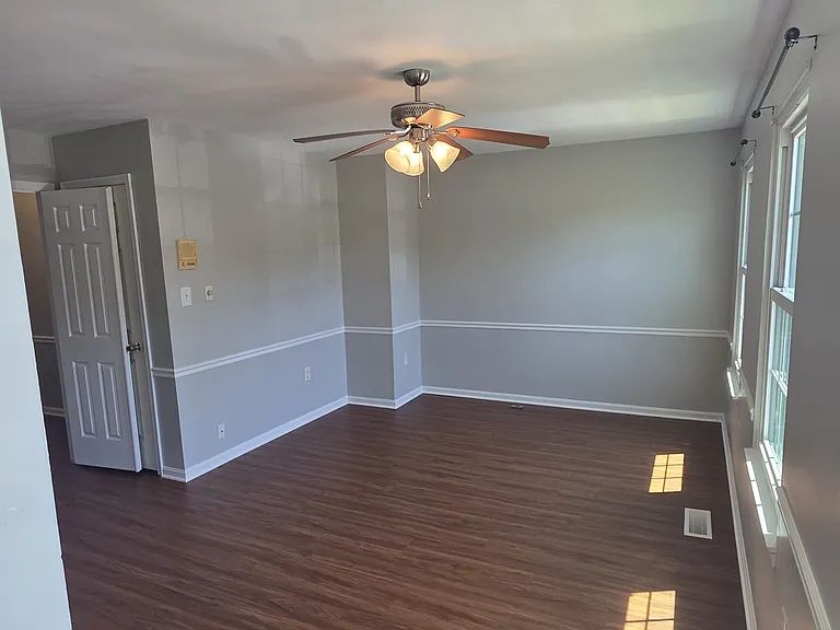 4686 Joanna Ct — Photo 10