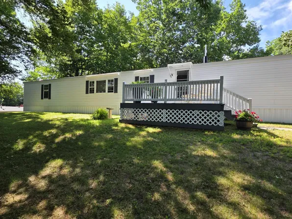 18 Hilltop Court, Turner, ME 04282