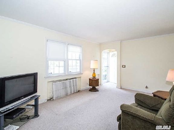3rd image of 603 7th St S
