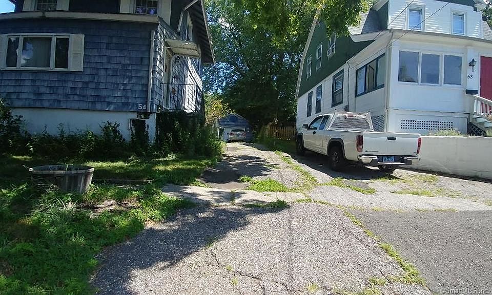 2nd image of 54 Spring St