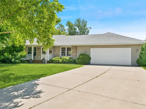 1306 Lakeside Cir, Buffalo, MN 55313
