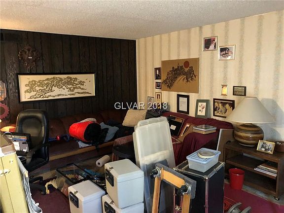 3rd image of 1375 Hialeah Dr APT D