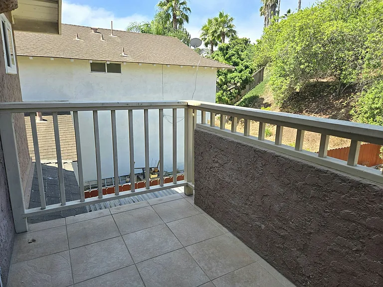 635 Fresca St — Photo 16