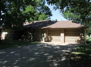 1819 Platter St, Winfield, KS 67156