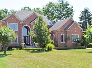 3825 Ranya Dr, Commerce Twp, MI 48382